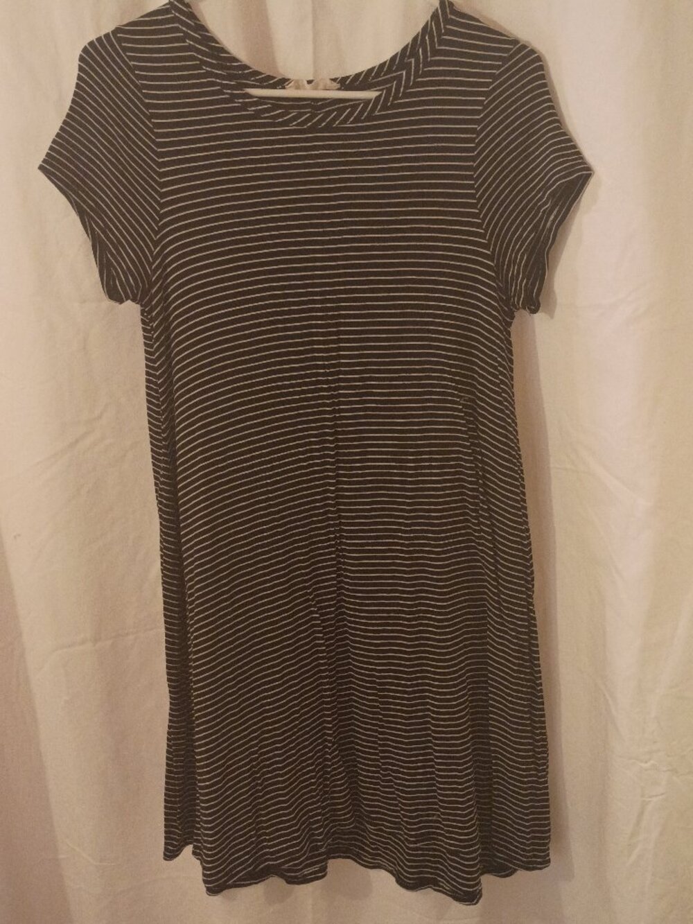 Forever Rose Couture Women's Size Large Black and White Striped T Shirt Dress